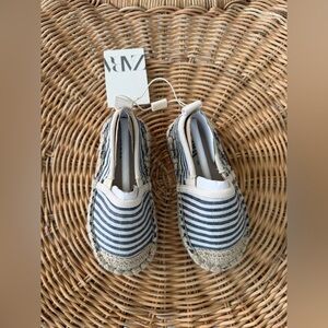 NWT ZARA Kids Blue & White Striped Slip-On Espadrilles size 22 eu - 6,5 us